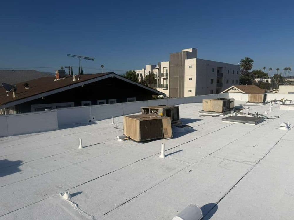 Gallery photos for Flat  Roof  Redeck and Torchdown  Reroof in Los Angeles: Image #4